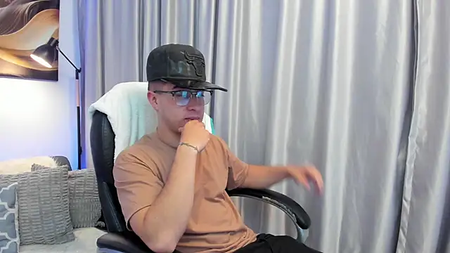 Tommas Jhonson online show from 03-26-26, 03:27