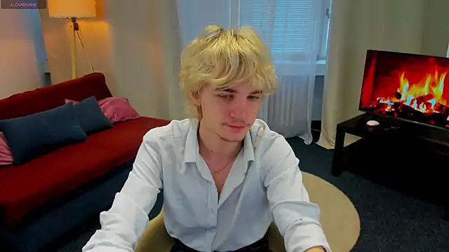 Snapshot of JameMiller chatting on 02-25-26, 07:08 JameMiller online show from 02-25-26, 07:08