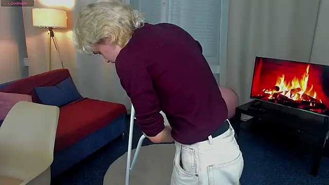 Snapshot of JameMiller chatting on 02-13-26, 05:57 JameMiller online show from 02-13-26, 05:57