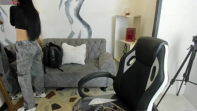 Snapshot of lorraineHunter chatting on 03-10-26, 12:20 lorraineHunter online show from 03-10-26, 12:20