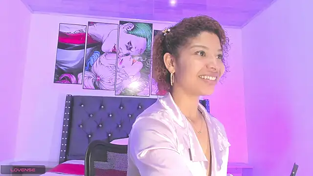 Snapshot of Shantall-blue chatting on 02-26-26, 04:01 Shantall-blue online show from 02-26-26, 04:01