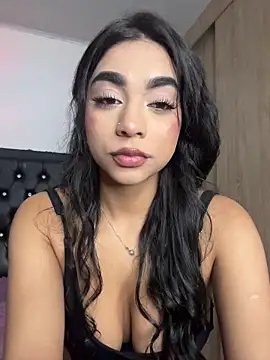 Snapshot of Katie_boss2 chatting on 02-13-26, 12:43 Katie boss2 online show from 02-13-26, 12:43