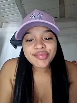 Snapshot of AnnaMil3J chatting on 02-18-26, 05:42 AnnaMil3J online show from 02-18-26, 05:42