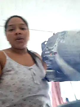 Snapshot of AnnaMil3J chatting on 02-23-26, 06:41 AnnaMil3J online show from 02-23-26, 06:41