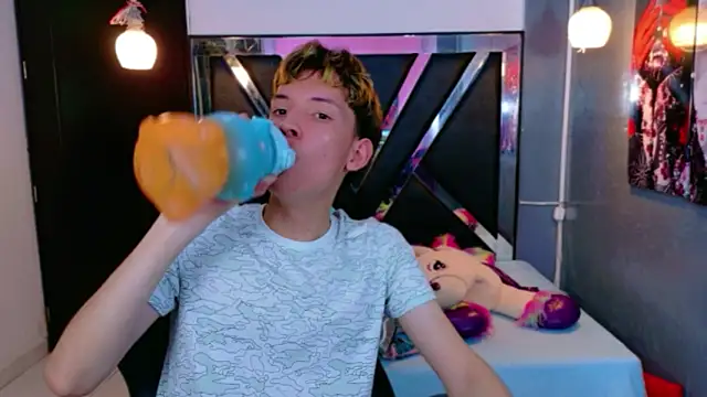 Liam Green1 online show from 02-27-26, 07:46