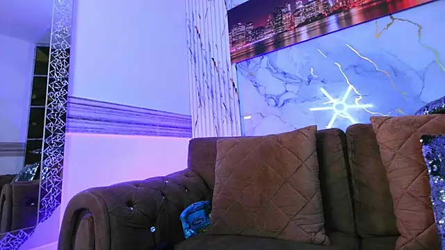 Thiana Rogers online show from 03-16-26, 08:44