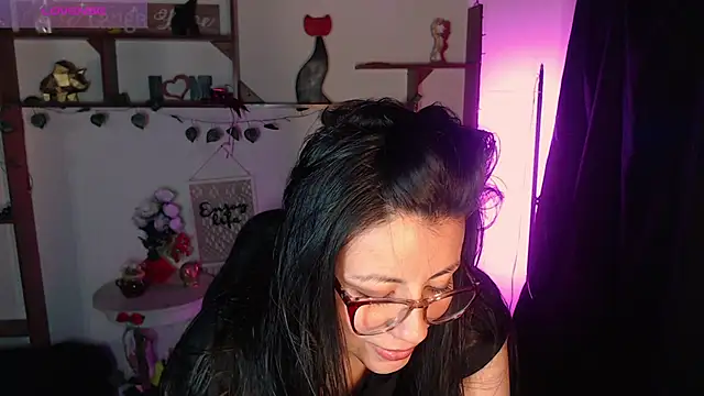 QueenRose94 online show from 04-06-26, 11:33