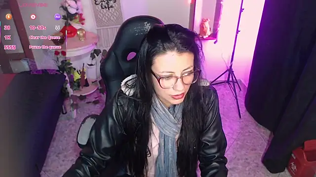 QueenRose94 online show from 03-13-26, 12:21