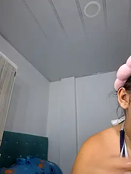 Wild lilhyy online show from 05-30-26, 10:04