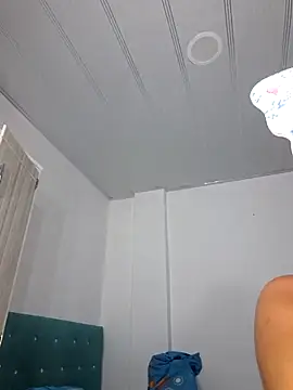 Wild lilhyy online show from 06-01-26, 10:20