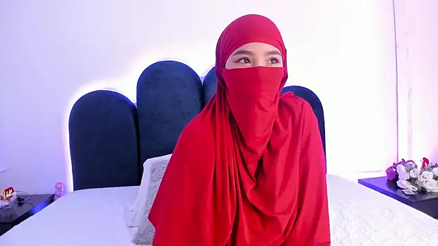 Snapshot of Yaasmin_ chatting on 02-09-26, 07:12 Yaasmin online show from 02-09-26, 07:12