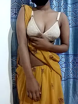 Cute Queen Noor online show from 02-08-26, 07:11