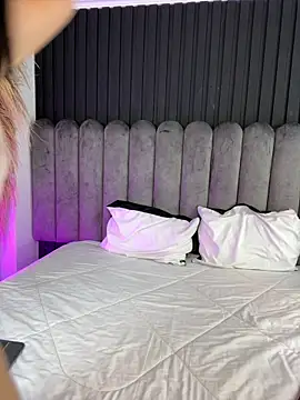 Snapshot of Nanda_vixen_ chatting on 03-24-26, 12:21 Nanda vixen online show from 03-24-26, 12:21