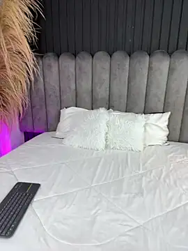 Snapshot of Nanda_vixen_ chatting on 03-03-26, 08:49 Nanda vixen online show from 03-03-26, 08:49