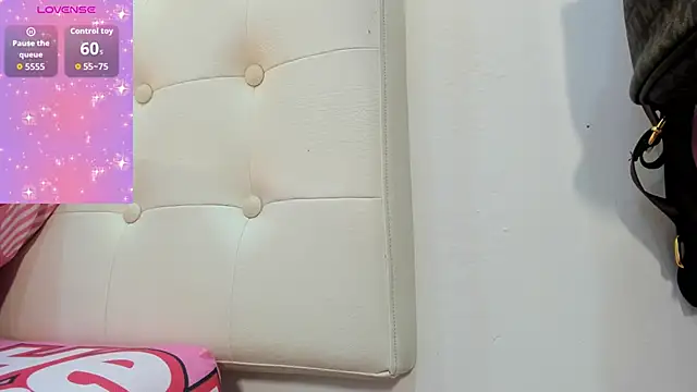 MiaEvans0 online show from 04-02-26, 03:02