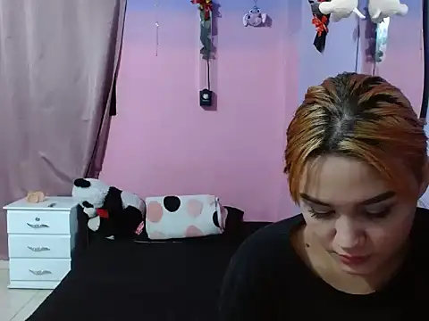 Snapshot of Cute-rouss chatting on 02-16-26, 03:38 Cute-rouss online show from 02-16-26, 03:38
