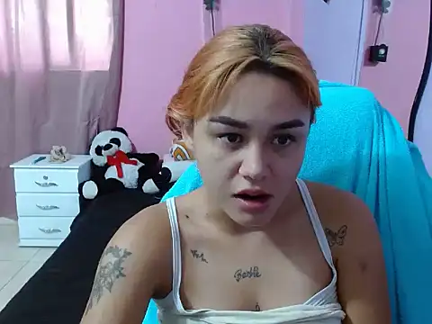 Snapshot of Cute-rouss chatting on 02-13-26, 07:14 Cute-rouss online show from 02-13-26, 07:14