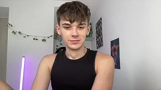 Snapshot of YourMilkyGuy chatting on 07-06-26, 12:34 YourMilkyGuy online show from 07-06-26, 12:34