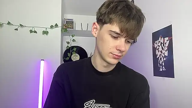 YourMilkyGuy online show from 04-05-26, 04:57