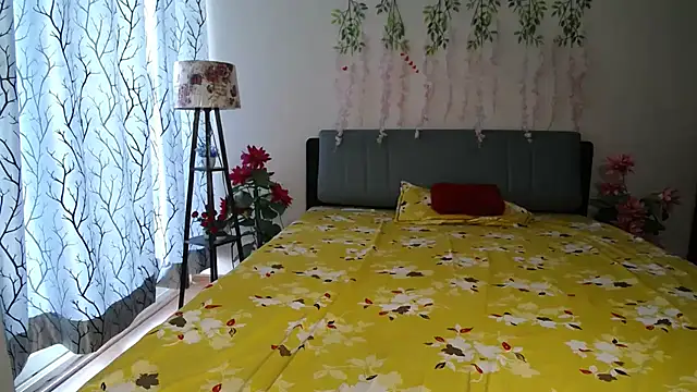  Shanvii  online show from 04-10-26, 04:41