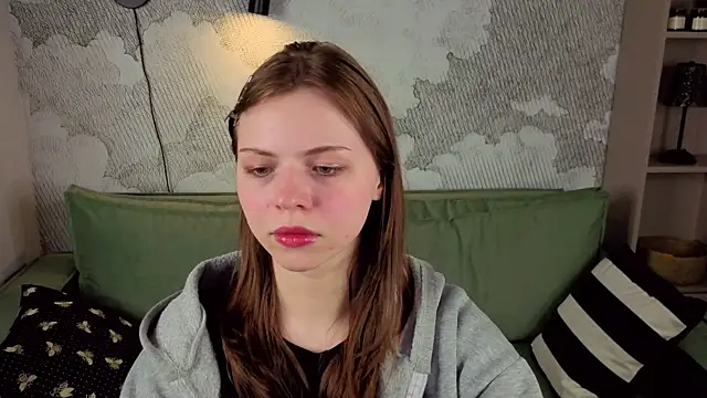 LesleySky online show from 03-01-26, 08:20