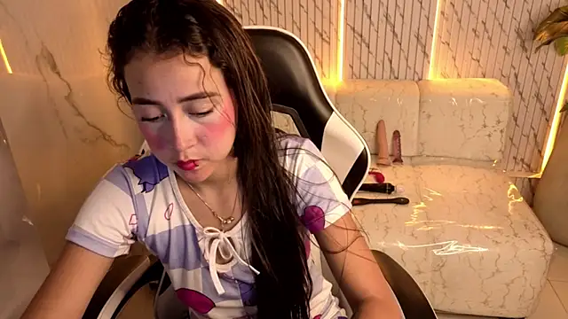 lili mint tf online show from 03-02-26, 08:38