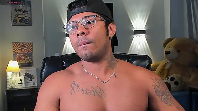 LEOHRDZ online show from 02-25-26, 04:56