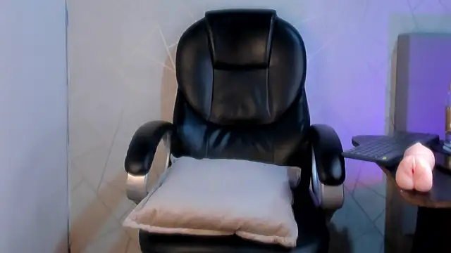 Milo Thompson online show from 03-19-26, 04:12