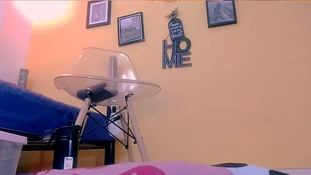 sexiempoderada18 online show from 05-15-26, 01:53