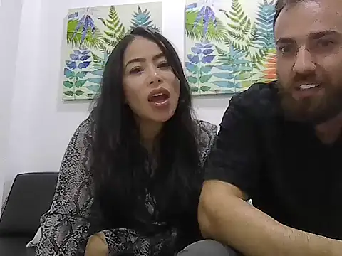 hotcouplexx1 online show from 02-07-26, 06:10