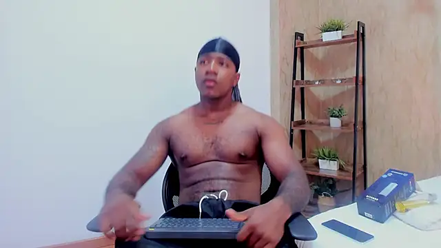 LuccianoDaytona online show from 02-20-26, 08:00