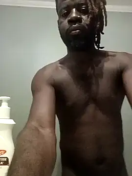 Snapshot of Aliesesay1 chatting on 02-17-26, 10:29 Aliesesay1 online show from 02-17-26, 10:29