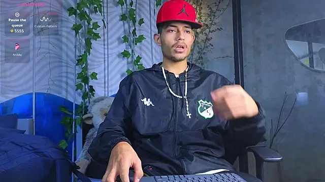 ItsZairen online show from 06-19-26, 03:45