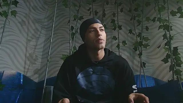 ItsZairen online show from 03-15-26, 03:46