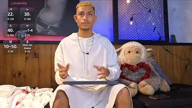 ItsZairen online show from 02-15-26, 04:46