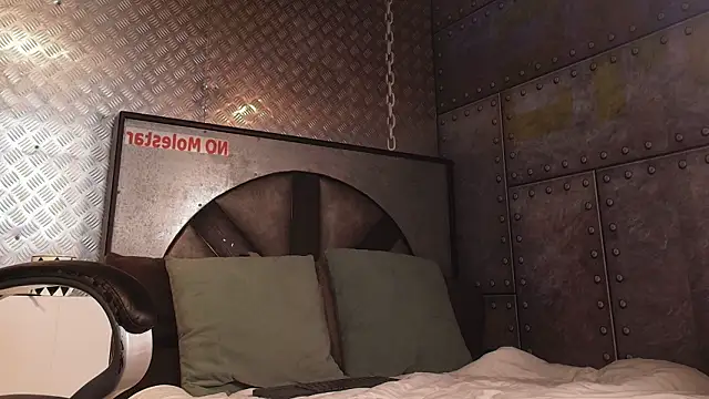 ItsZairen online show from 02-12-26, 03:50