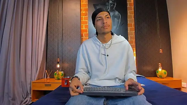 ItsZairen online show from 02-08-26, 03:48