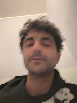 Snapshot of elia2711 chatting on 02-26-26, 07:03 elia2711 online show from 02-26-26, 07:03