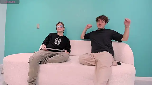 close friends online show from 07-15-26, 02:24