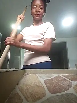 Snapshot of -hotebony chatting on 02-15-26, 09:36 -hotebony online show from 02-15-26, 09:36