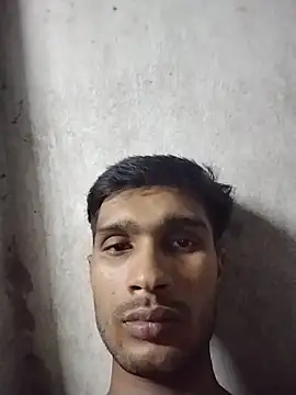 Snapshot of collboy8166 chatting on 05-24-26, 01:27 collboy8166 online show from 05-24-26, 01:27