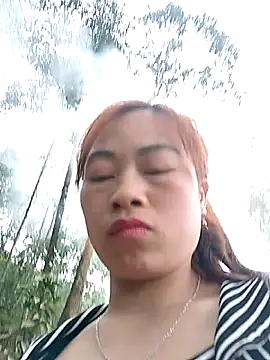 Snapshot of Nhoccon90 chatting on 02-28-26, 01:49 Nhoccon90 online show from 02-28-26, 01:49