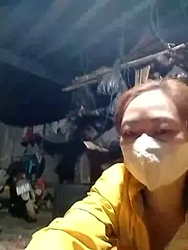 Snapshot of Nhoccon90 chatting on 02-14-26, 10:43 Nhoccon90 online show from 02-14-26, 10:43