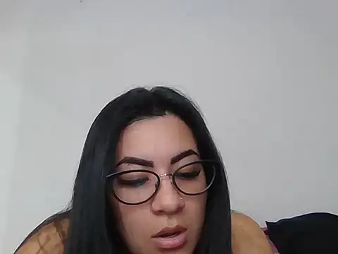 Snapshot of Agusgold22 chatting on 03-30-26, 01:01 Agusgold22 online show from 03-30-26, 01:01