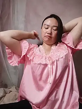 Snapshot of lisn-cute chatting on 06-15-26, 01:39 lisn-cute online show from 06-15-26, 01:39