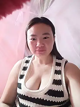 Snapshot of lisn-cute chatting on 07-09-26, 11:48 lisn-cute online show from 07-09-26, 11:48