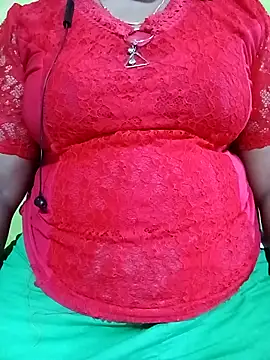 Snapshot of tamilkayal431 chatting on 02-13-26, 06:41 tamilkayal431 online show from 02-13-26, 06:41