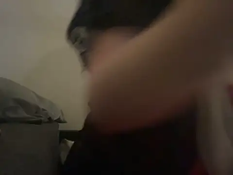 Snapshot of Blondniunia chatting on 03-01-26, 10:32 Blondniunia online show from 03-01-26, 10:32