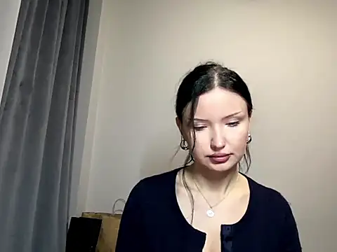 JoanGold online show from 04-12-26, 06:11