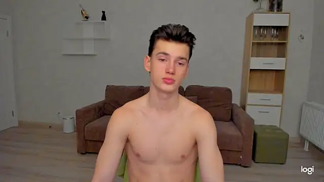 Max foks  online show from 04-05-26, 02:13